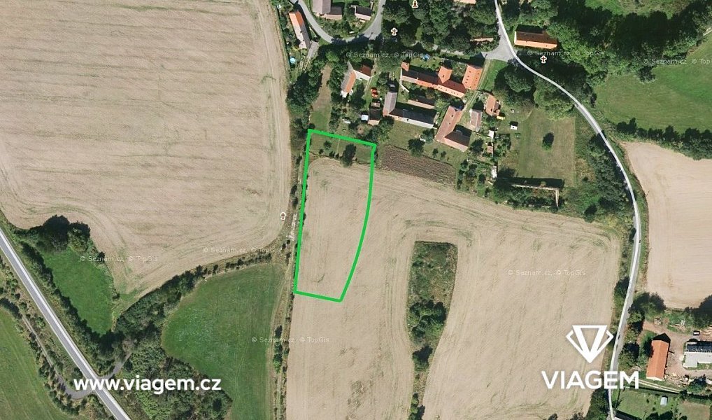 Prodej pole 1 636 m², Oselce – fotka 1 z 5