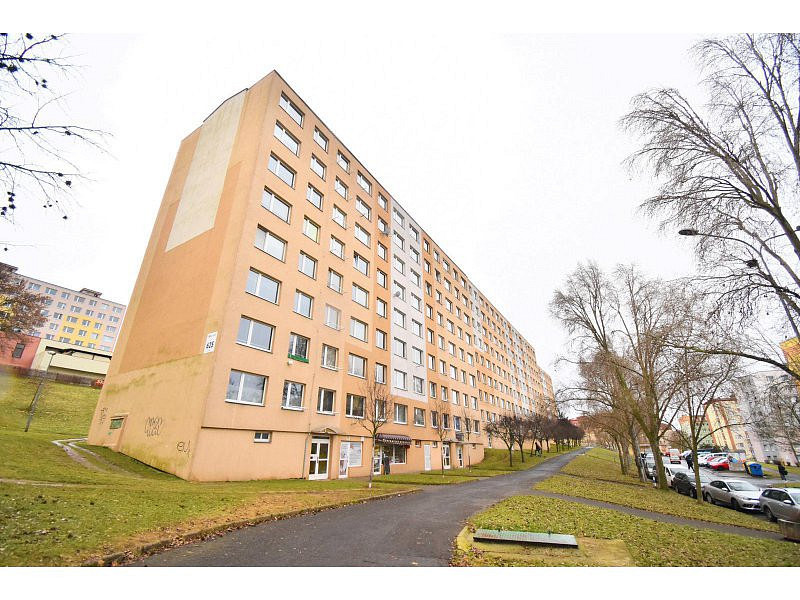 Prodej bytu 1+kk 33 m², Most