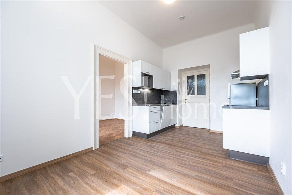 Pronájem bytu 2+kk 37 m²