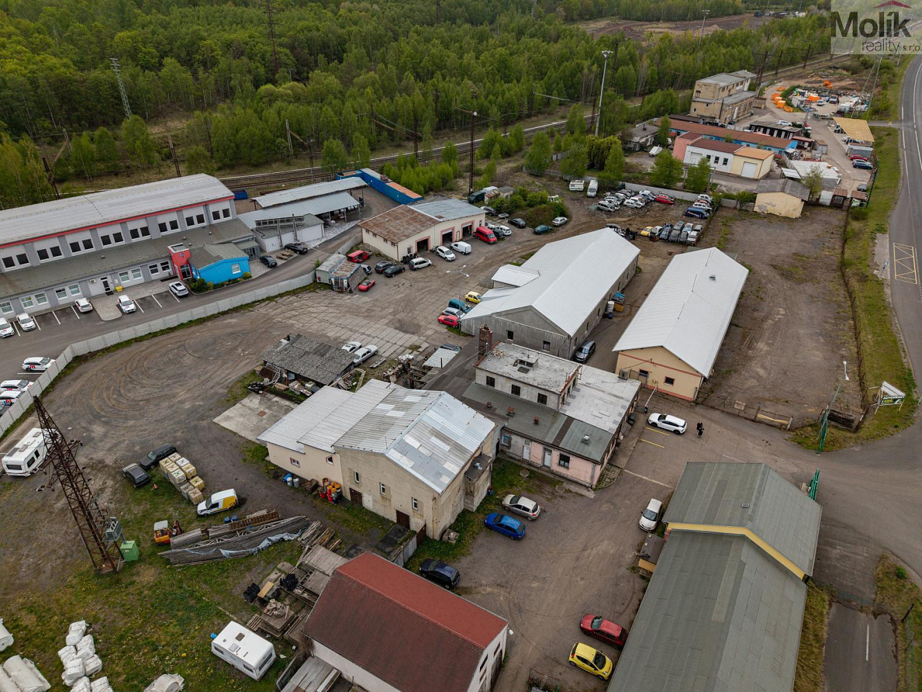 Prodej skladovacích prostor 1 652 m²