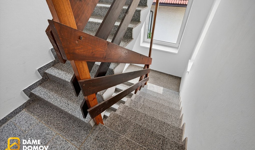 Prodej domu 262 m² s pozemkem 491 m², Luhačovice – náhled fotky 9