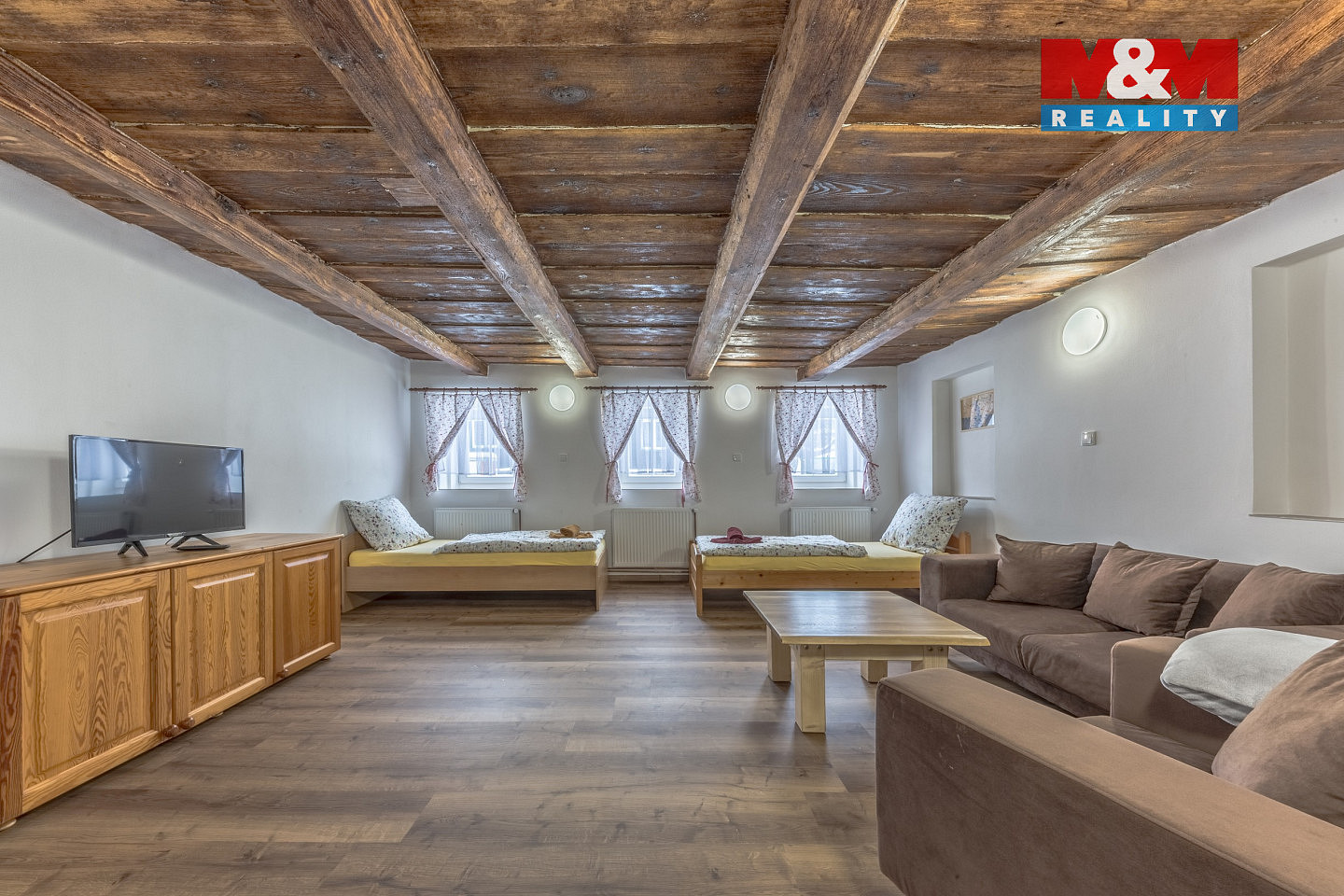 Prodej ubytovacího objektu 285 m² — photo 3