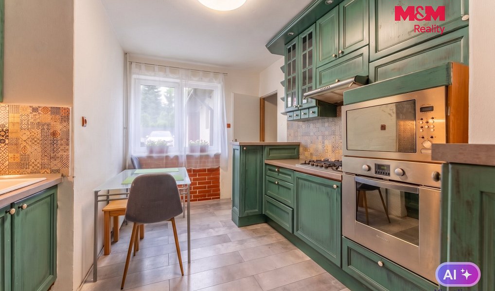 Prodej domu 168 m² s pozemkem 418 m², Nučice – náhled fotky 3