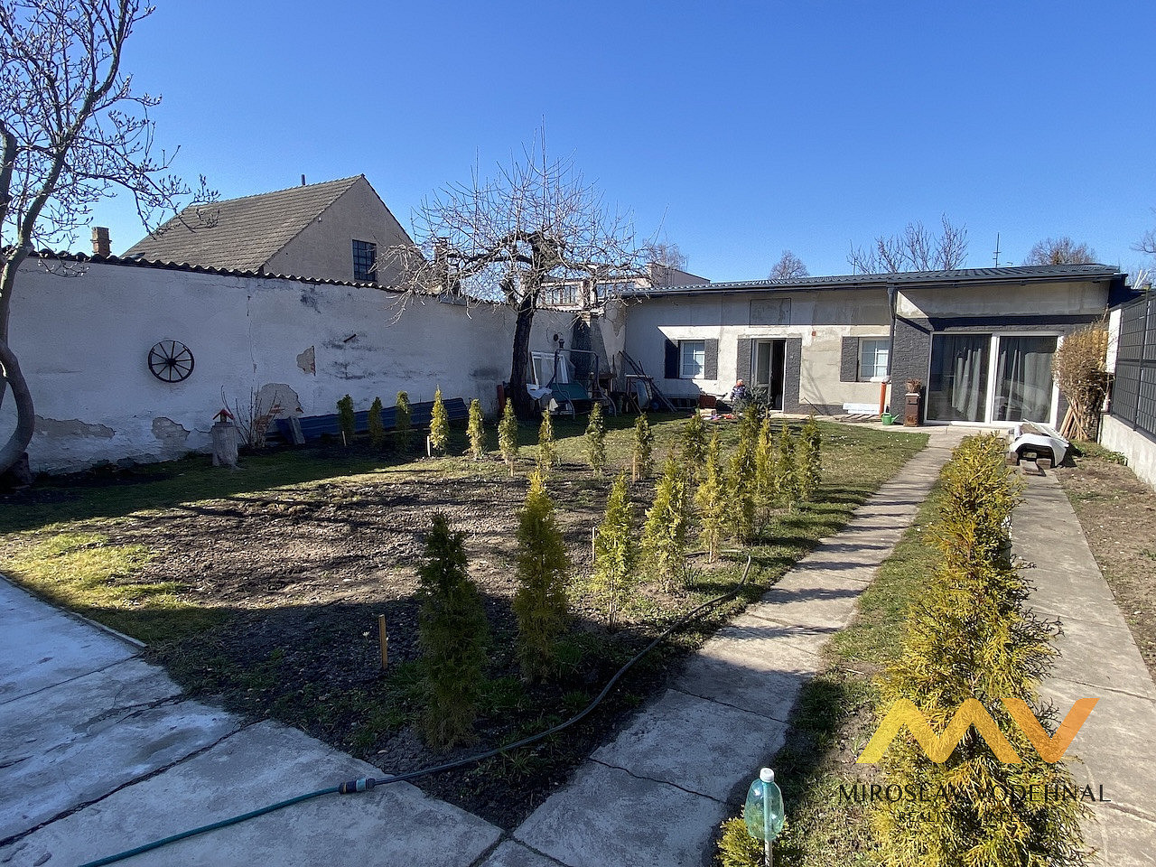 Pronájem bytu 3+1 90 m² – fotografie 3