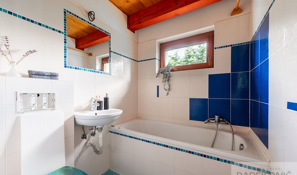 Prodej chaty/chalupy 70 m² s pozemkem 811 m², Čím – náhled fotky 21