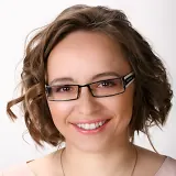 Mgr. Ksenia Macíková - vedoucí oddělení prodeje