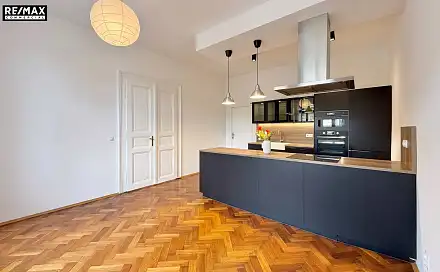 Prodej bytu 4+kk 93 m²