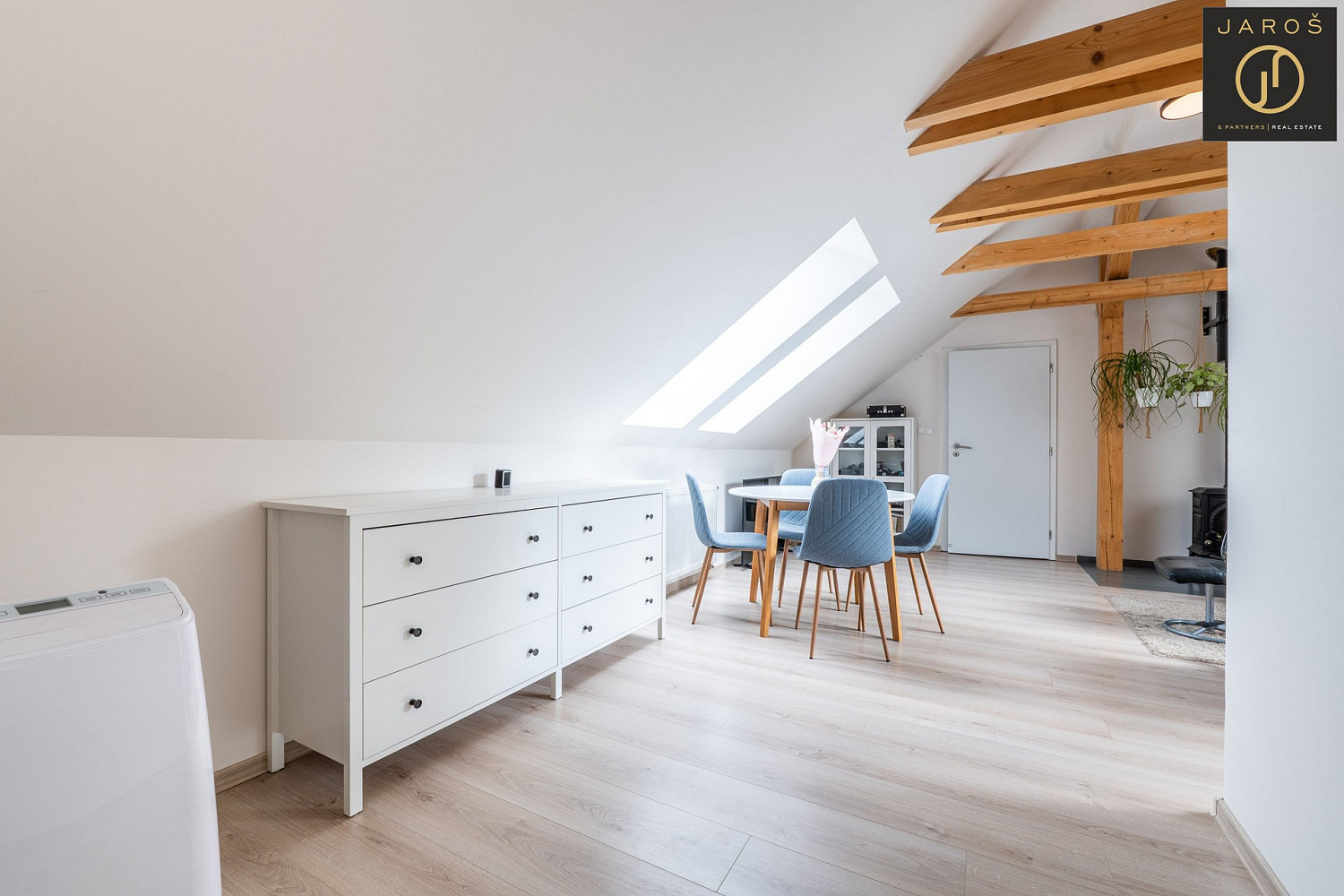 Prodej domu 203 m² s pozemkem 1 153 m² – fotografie 5