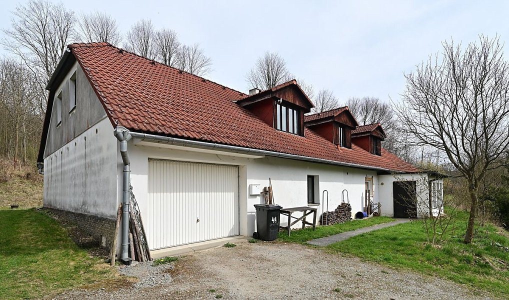 Prodej domu 291 m² s pozemkem 11 689 m², Deštná – náhled fotky 2