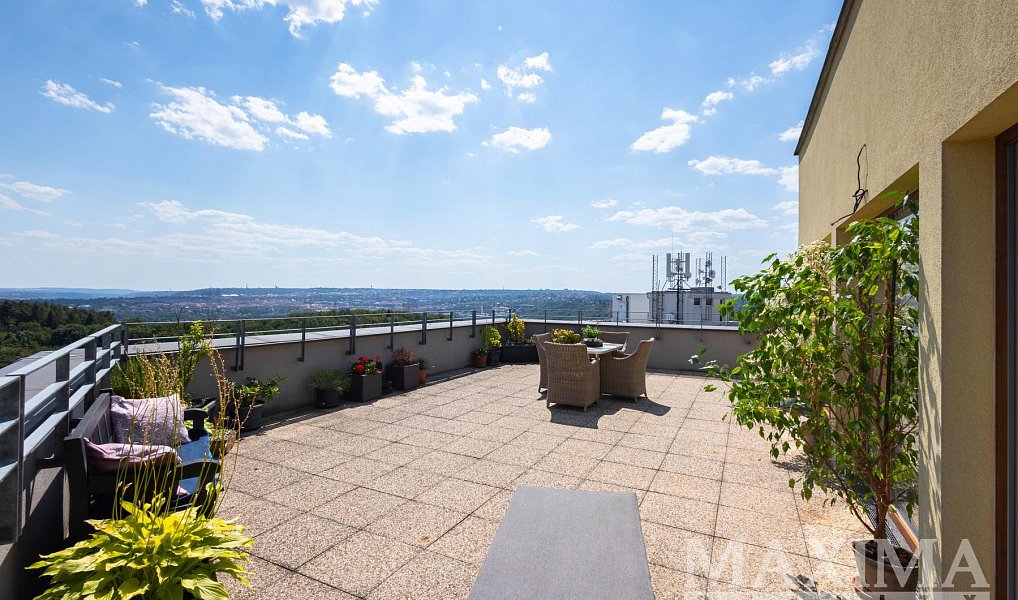 Prodej bytu 4+kk 189 m², Praha – náhled fotky 4