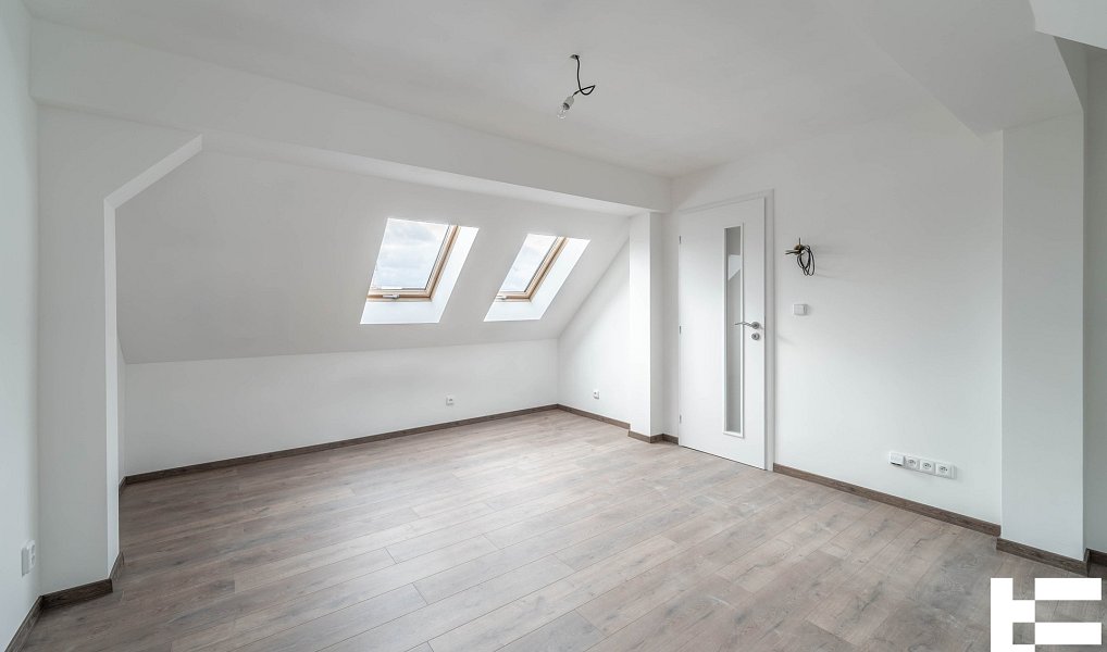 Prodej bytu 3+kk 74 m², Miličín – náhled fotky 4