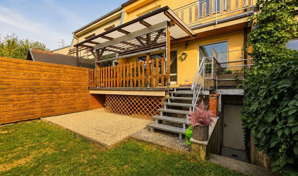 Prodej domu 208 m² s pozemkem 299 m², Moravské Budějovice – náhled fotky 39