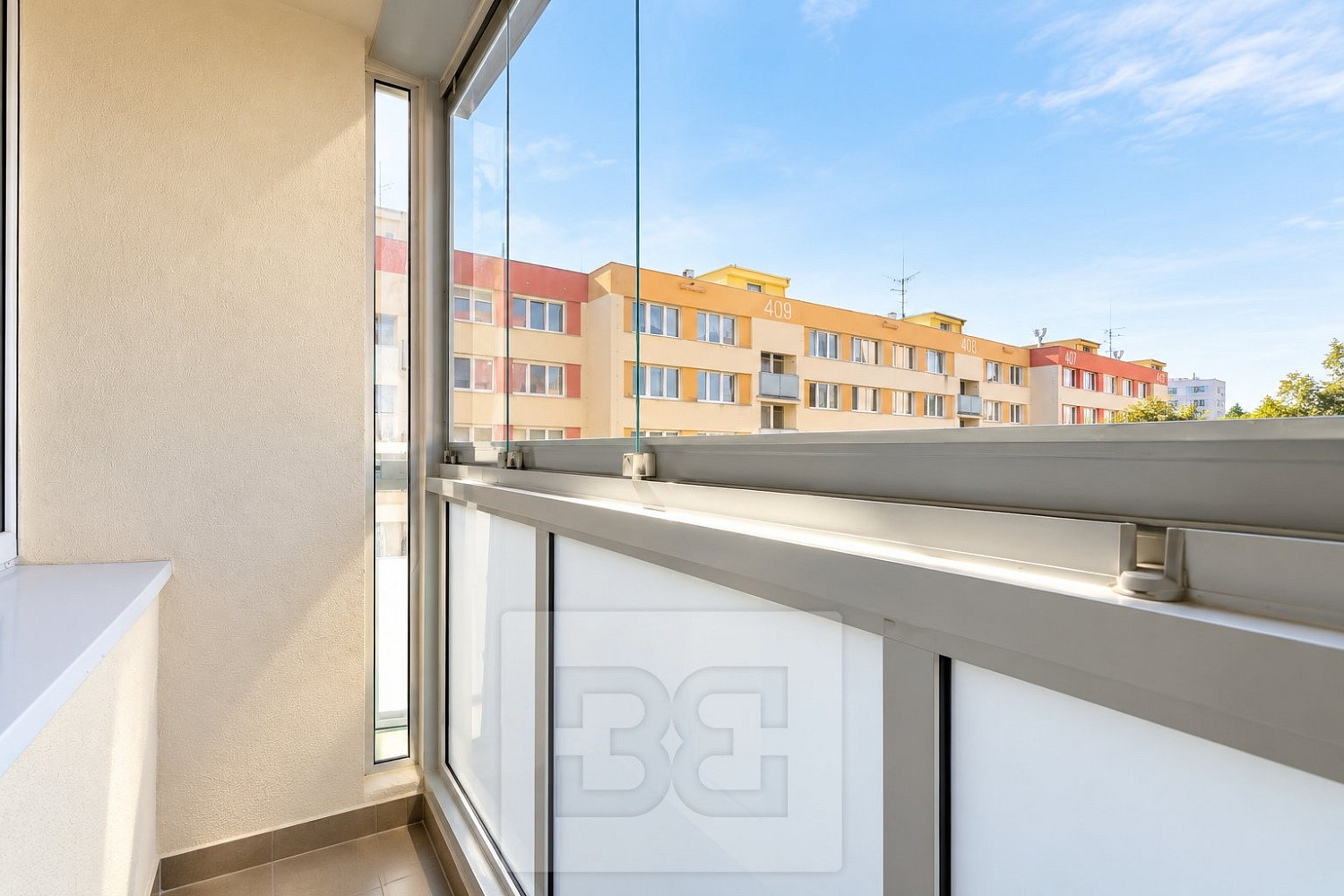 Pronájem bytu 2+1 67 m² – fotografie 3