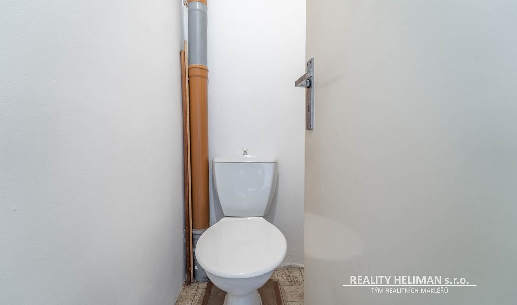 Prodej domu 154 m² s pozemkem 1 844 m², Jenštejn – náhled fotky 27