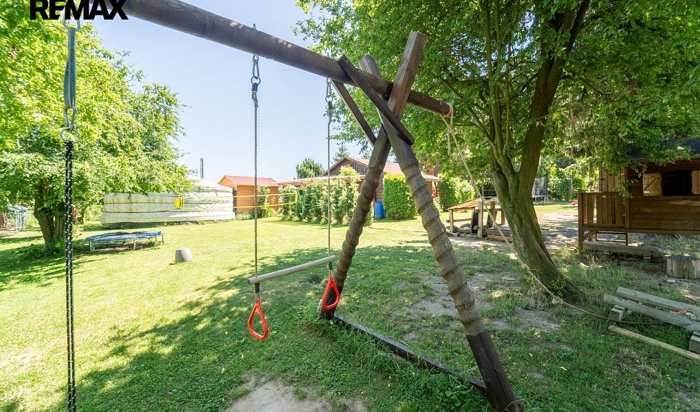 Prodej zahrady 1 178 m², Úvaly – náhled fotky 18