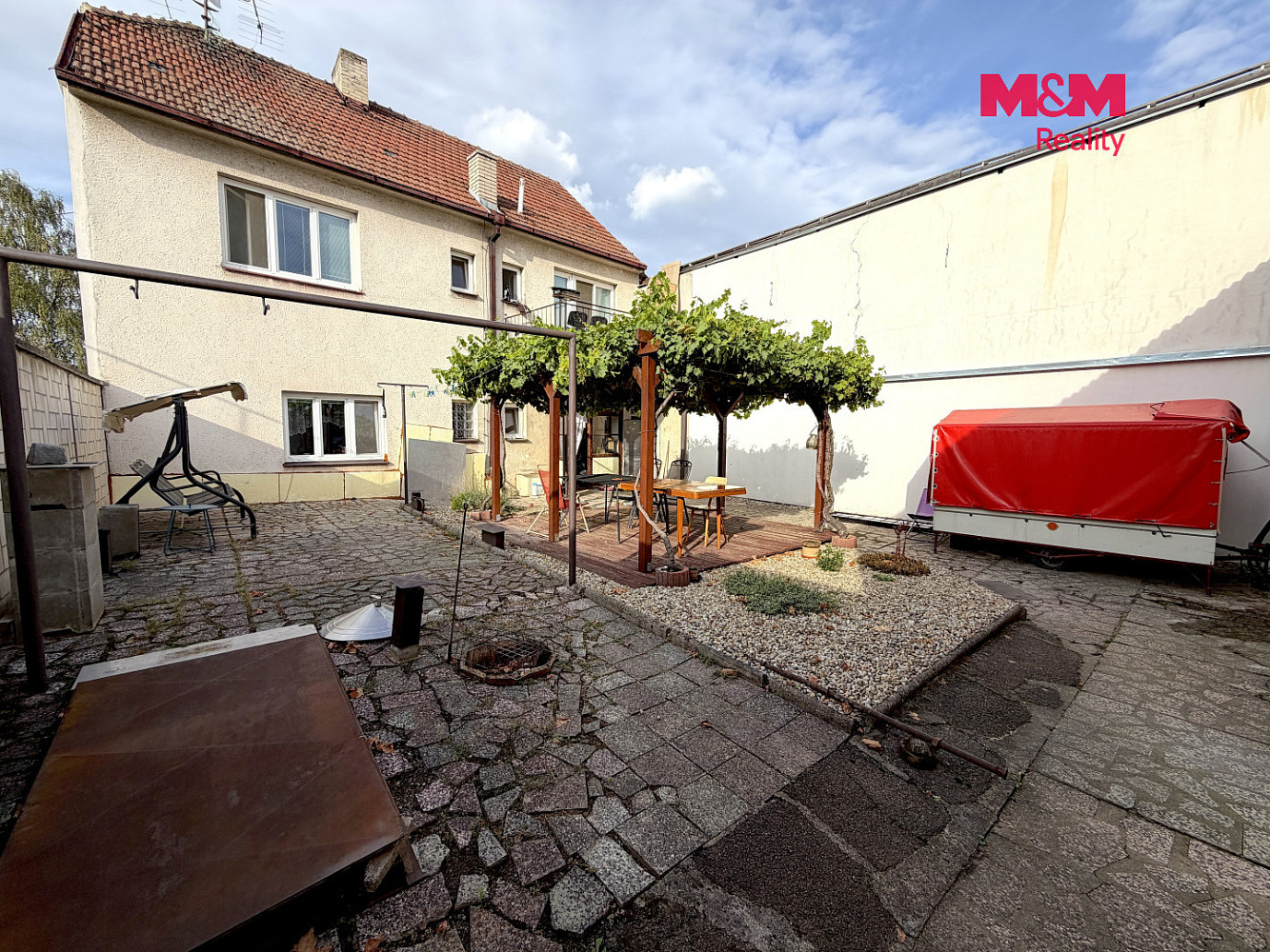 Prodej domu 225 m² s pozemkem 777 m² – fotografie 4