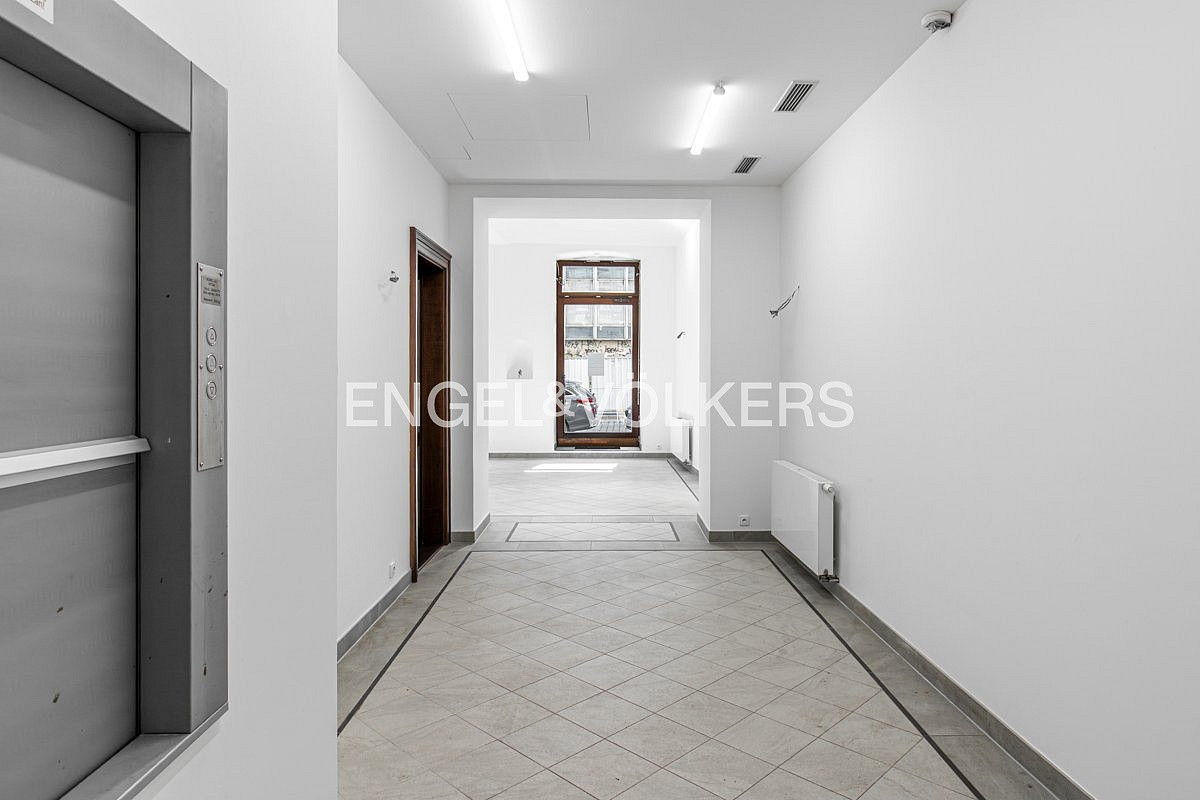 Pronájem obchodních prostor 93 m² – fotografie 4