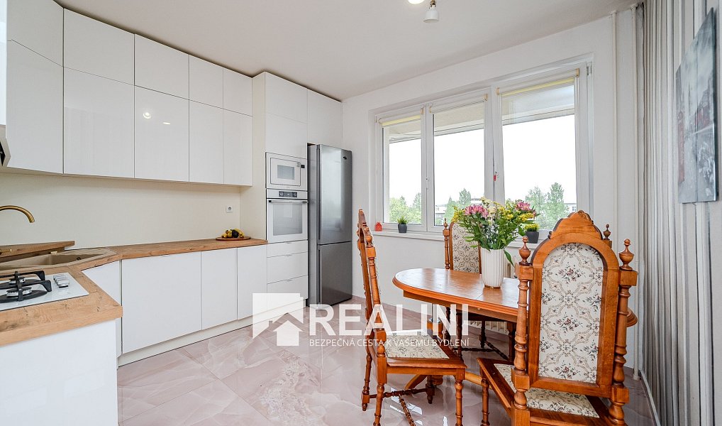 Prodej bytu 3+1 100 m², Havířov – náhled fotky 3