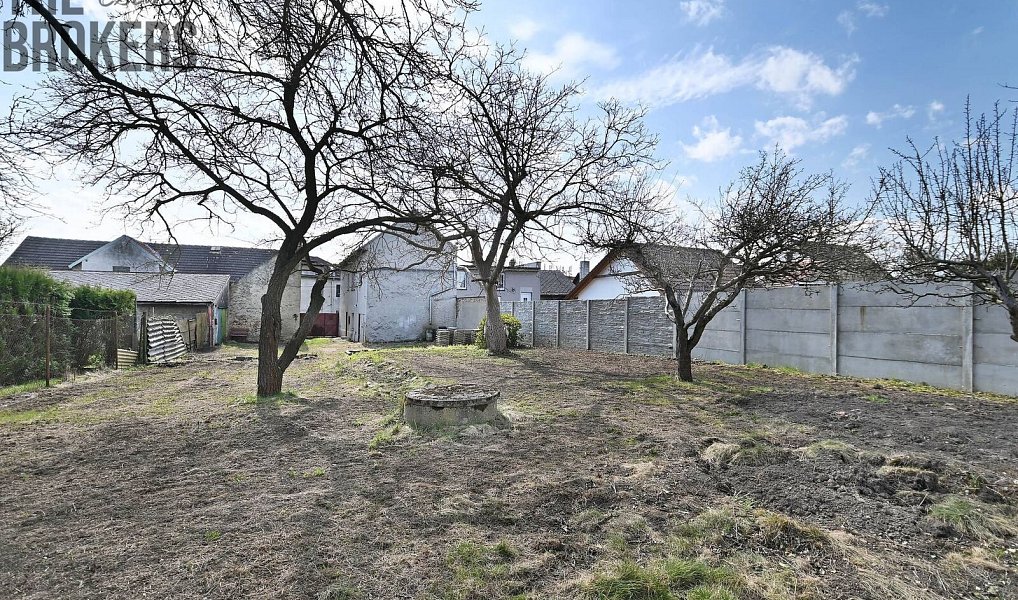 Prodej domu 120 m² s pozemkem 722 m², Praha – náhled fotky 2
