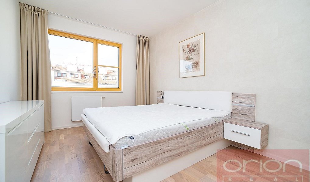 Pronájem bytu 4+kk 97 m², Praha – náhled fotky 6
