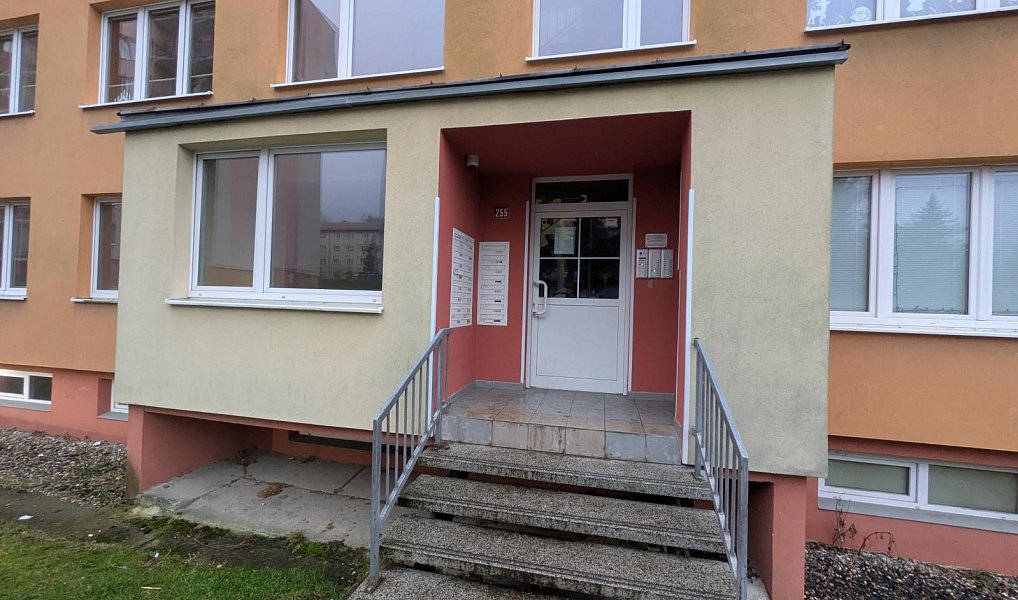 Pronájem bytu 2+kk 33 m², Litvínov – náhled fotky 10