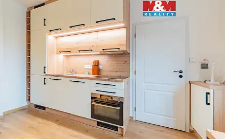 Prodej bytu 2+kk 45 m², Rohová, Karlovy Vary - Rybáře