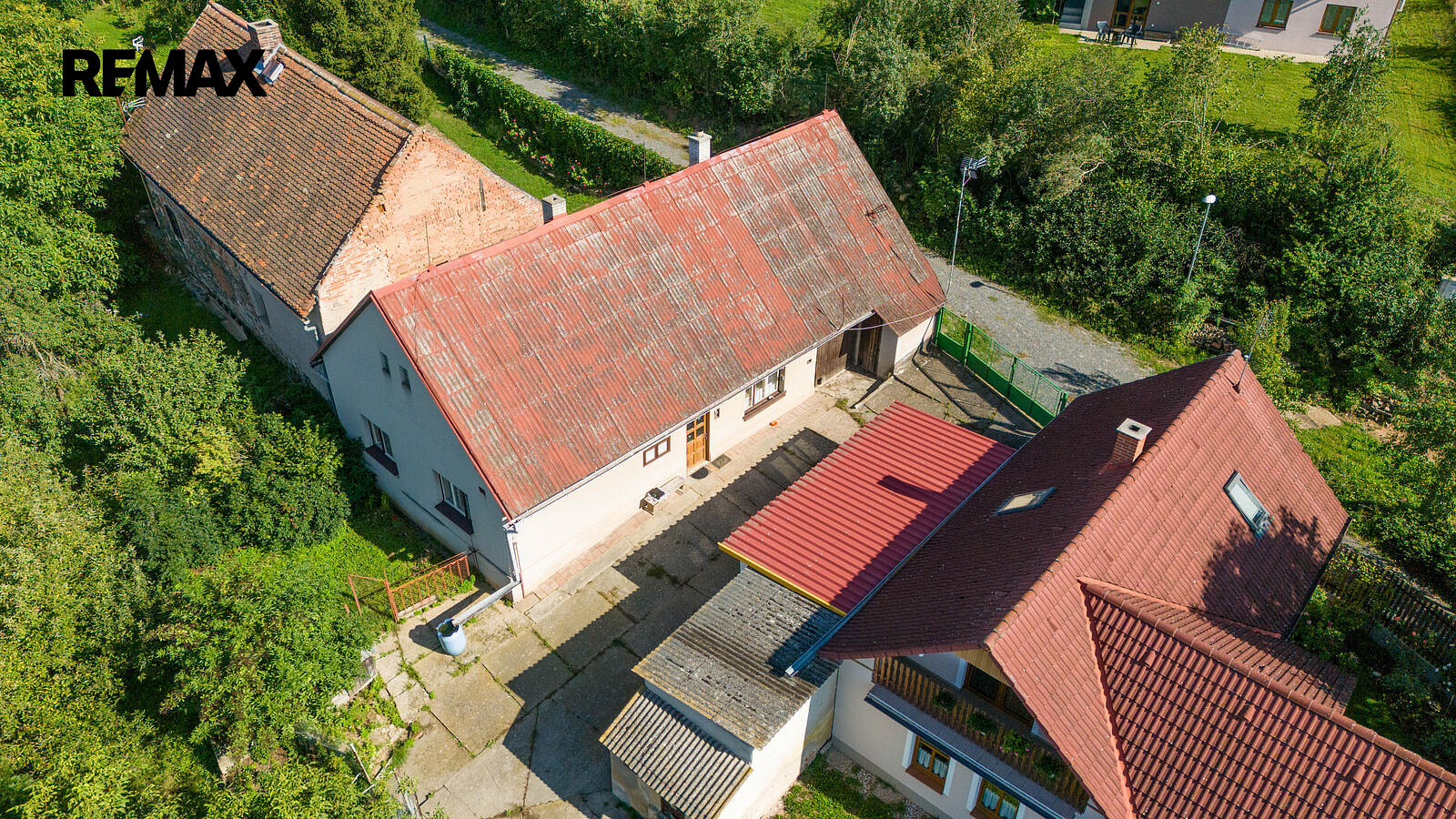 Prodej domu 75 m² s pozemkem 563 m²
