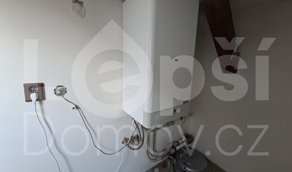 Pronájem bytu 2+kk 83 m², Mikulovice – náhled fotky 12