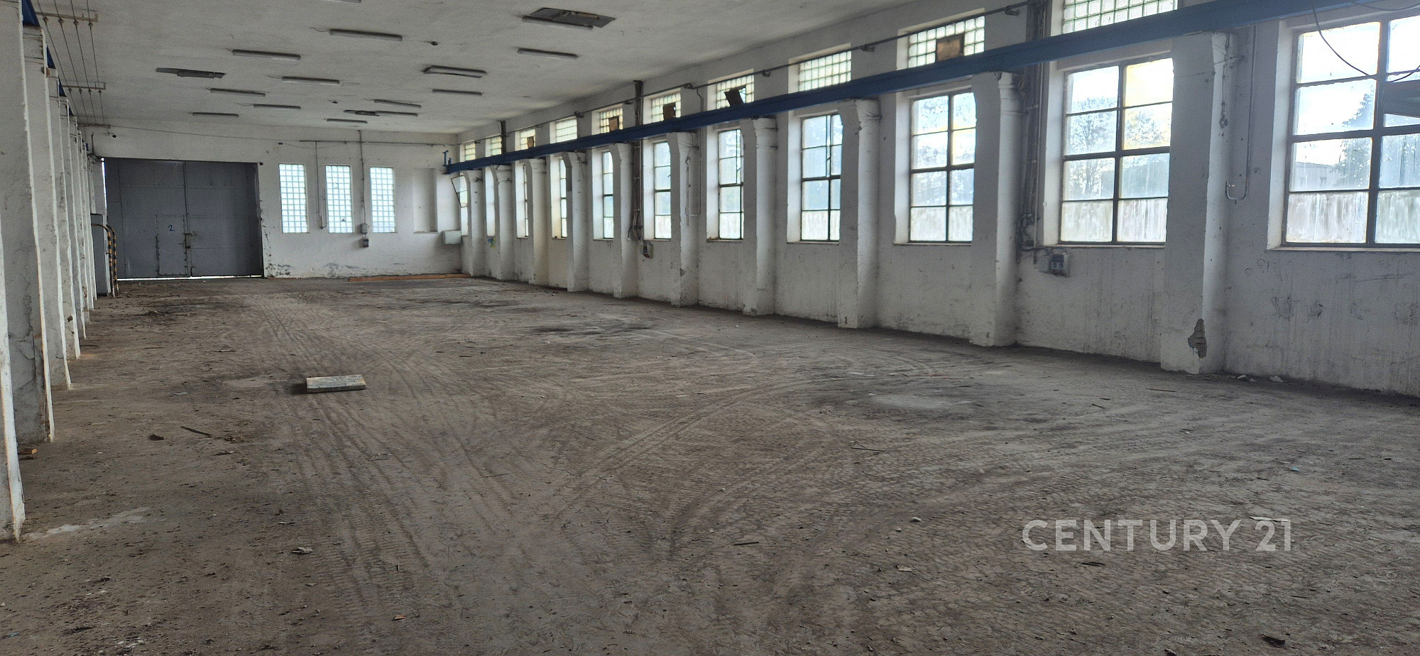 Pronájem výrobních prostor 3 162 m² — photo 2