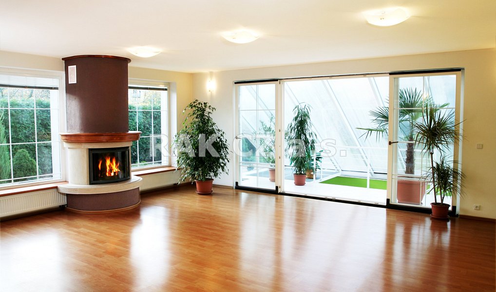 Prodej domu 577 m² s pozemkem 676 m², Praha – náhled fotky 5