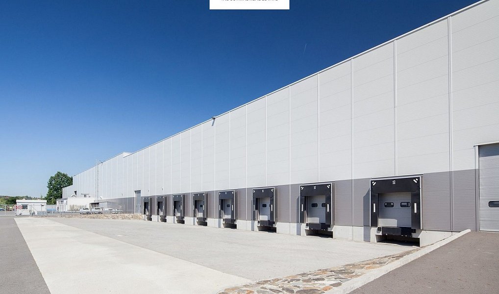 Pronájem výrobních prostor 13 992 m², Cerhovice – náhled fotky 3
