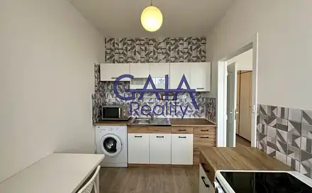 Pronájem bytu 1+1 30 m², Hodonín