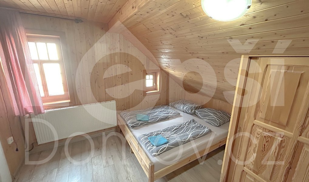 Prodej ubytovacího objektu 330 m², Zlaté Hory – náhled fotky 8