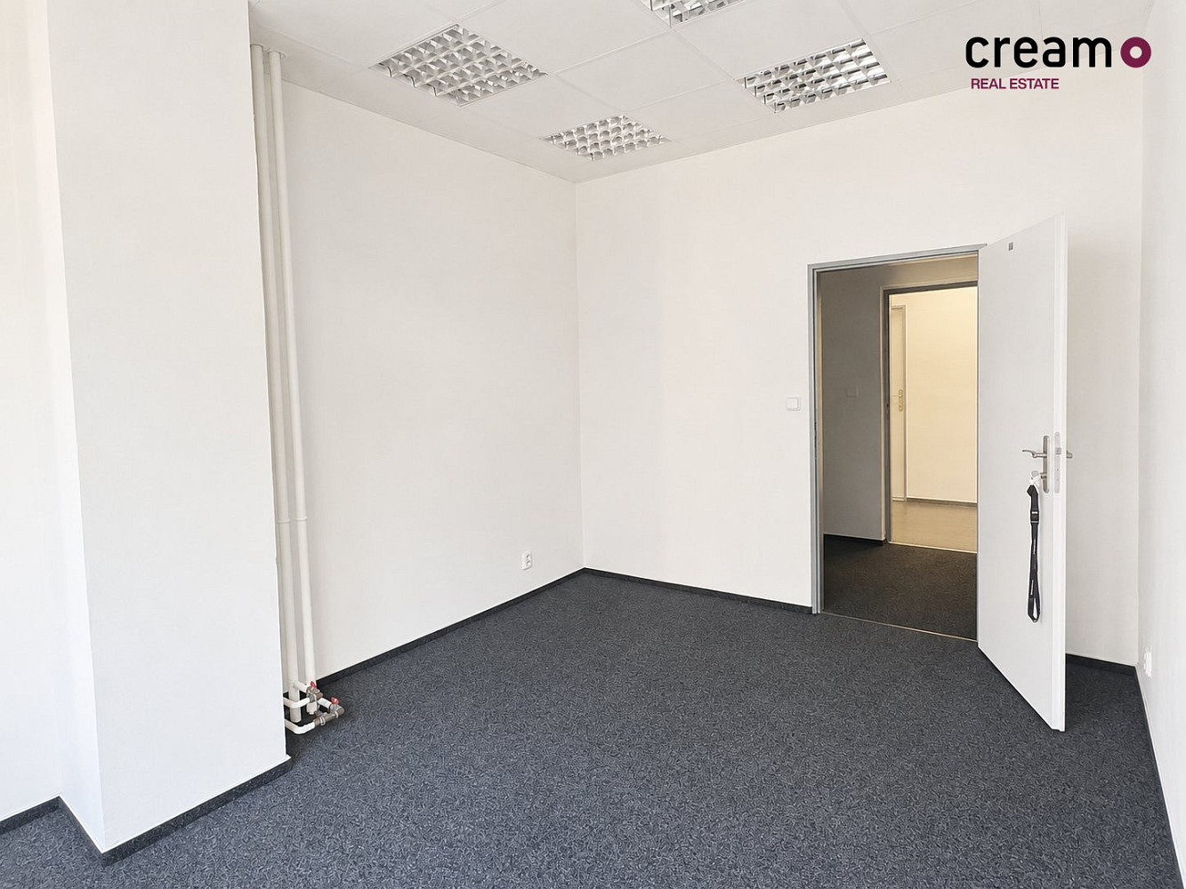 Pronájem kanceláře 16 m² – fotografie 5