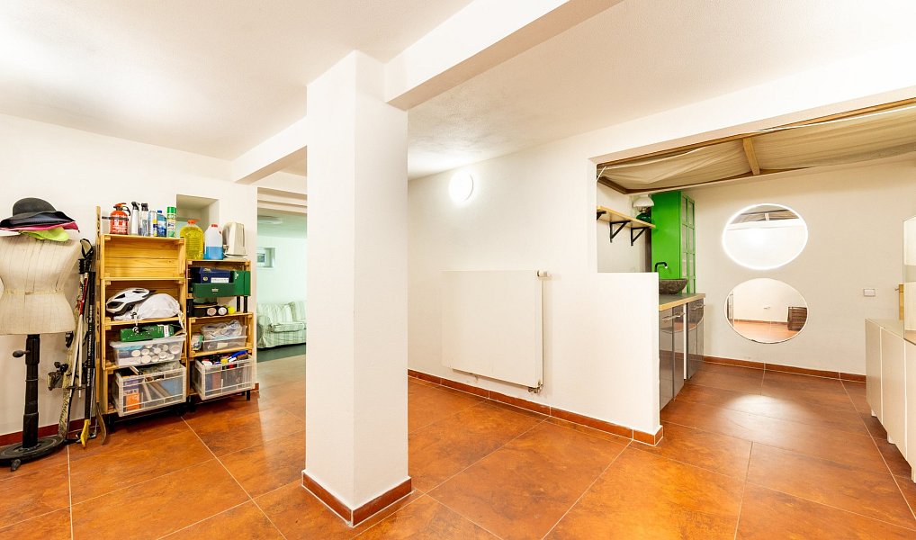 Prodej domu 220 m² s pozemkem 290 m², Plzeň – náhled fotky 27