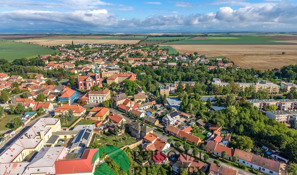 Prodej domu 161 m² s pozemkem 245 m², Zlonice – náhled fotky 13