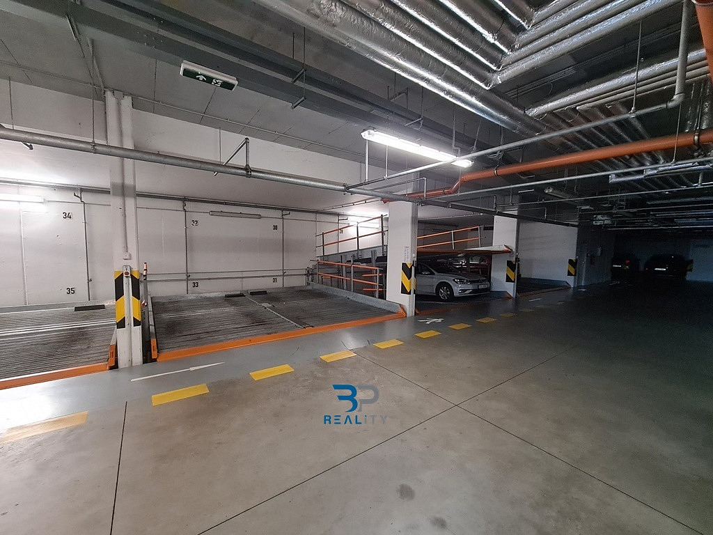 Prodej garážového stání – fotografie 3