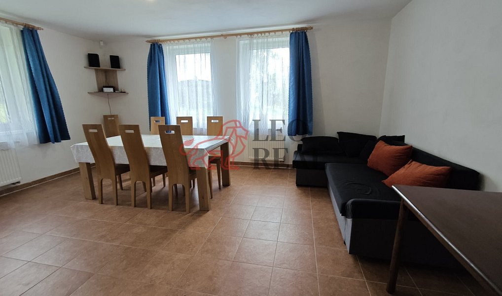 Prodej domu 140 m² s pozemkem 1 045 m², Mladé Buky – náhled fotky 2