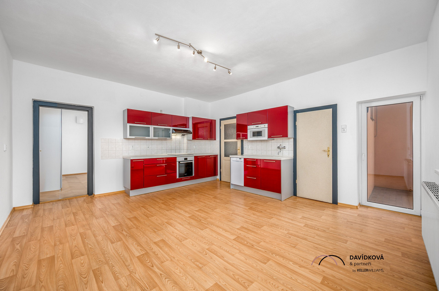 Prodej bytu 2+1 72 m² – fotografie 3