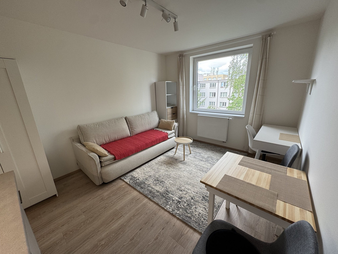 Prodej bytu 1+kk 18 m² — photo 2