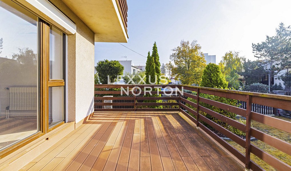 Pronájem domu 273 m² s pozemkem 824 m², Praha – náhled fotky 3