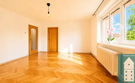 Pronájem bytu 2+1 60 m², Velehradská, Kroměříž