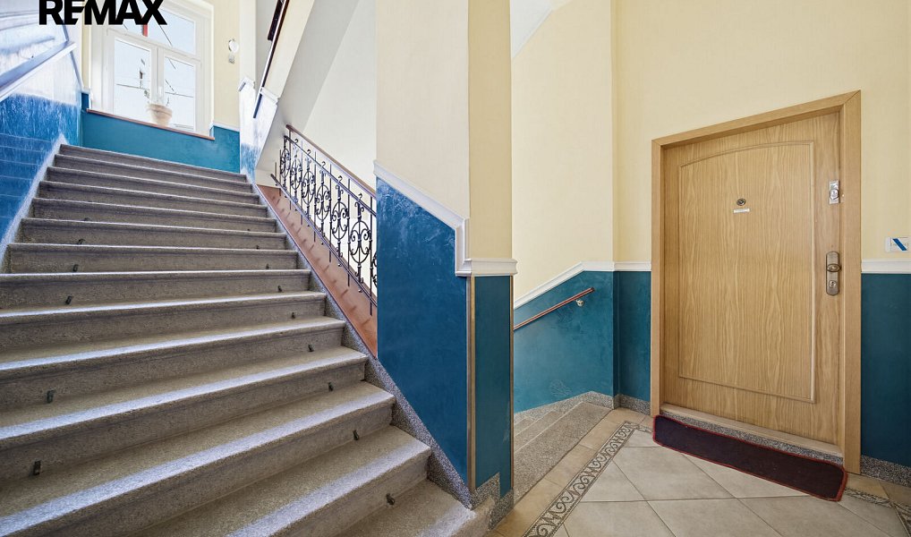 Prodej bytu 2+1 66 m², Karlovy Vary – náhled fotky 21