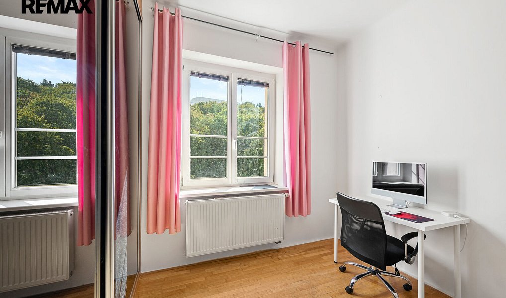 Prodej bytu 3+1 80 m², Praha – náhled fotky 17