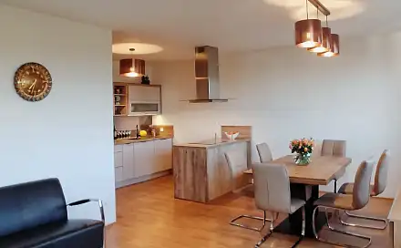 Pronájem bytu 3+kk 93 m², U Dívčích hradů, Praha 5 - Smíchov