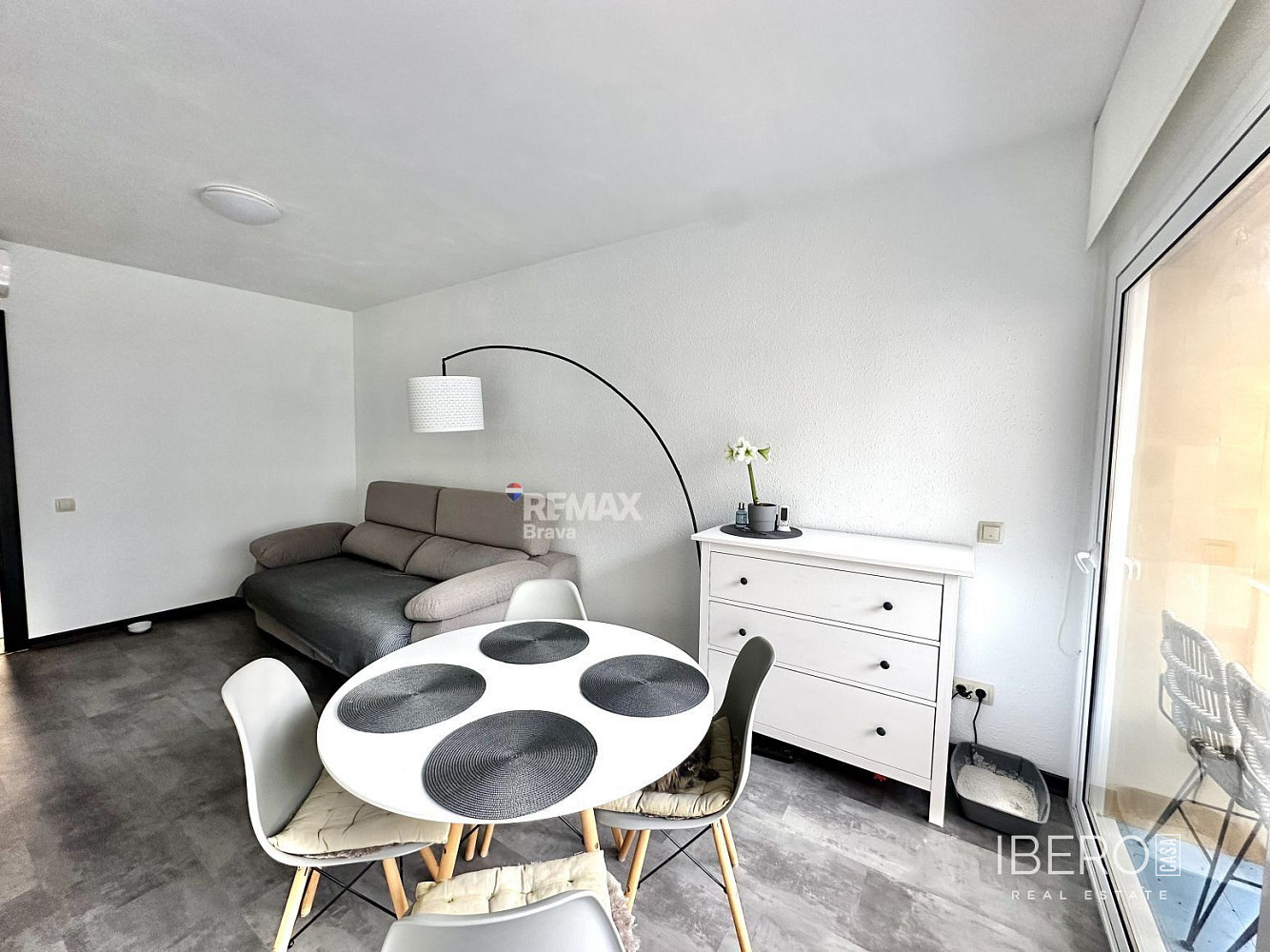 Byt 3-izbový, 53 m²