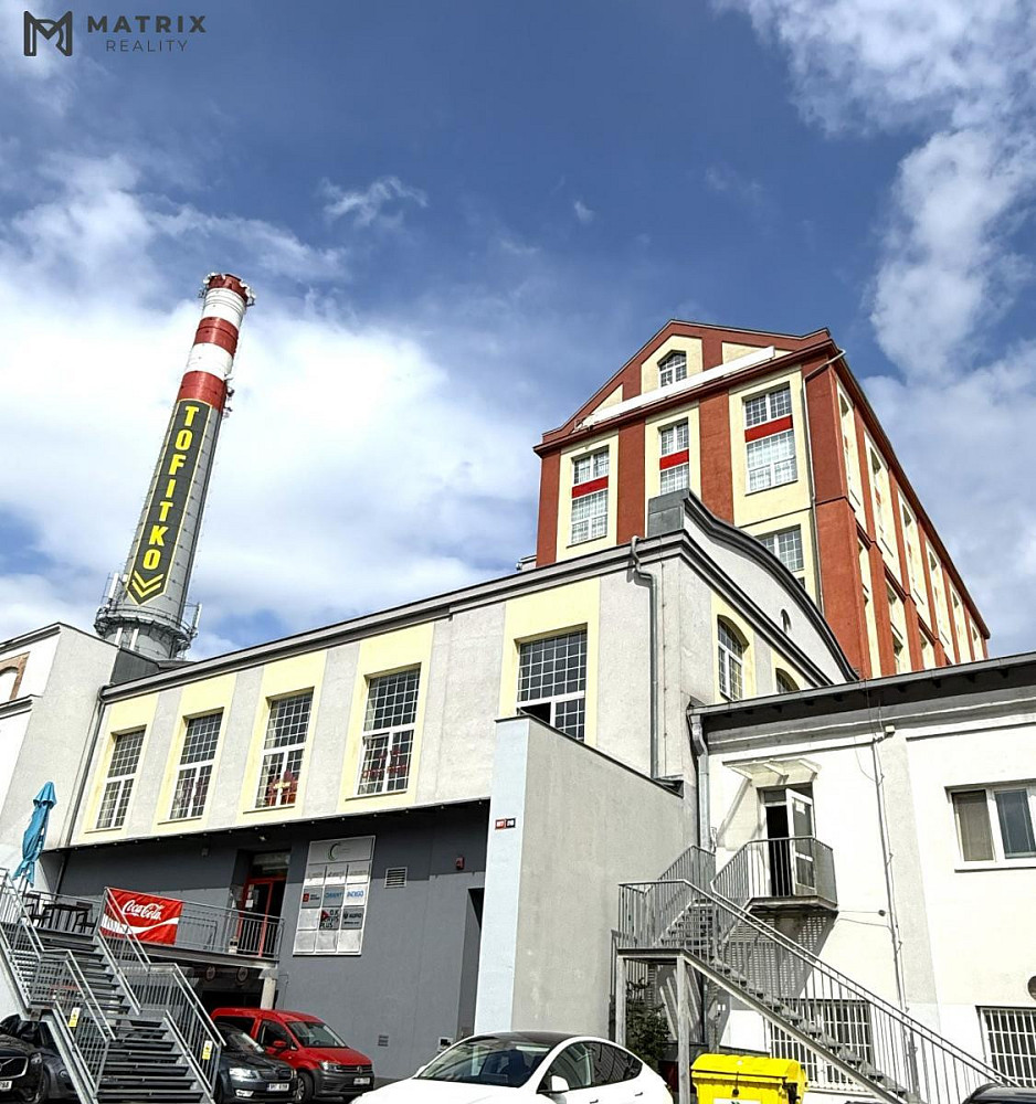 Pronájem obchodních prostor 468 m² – fotografie 2