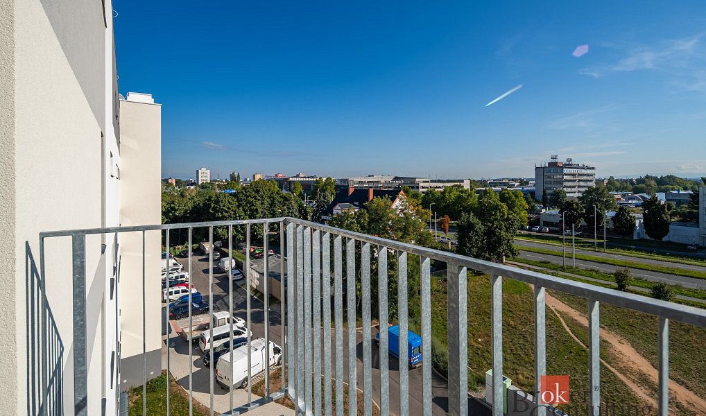 Pronájem bytu 1+kk 32 m², Hradec Králové – náhled fotky 8