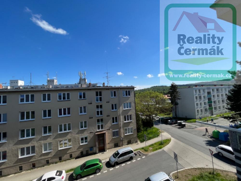 Pronájem bytu 1+1 38 m² – fotografie 2