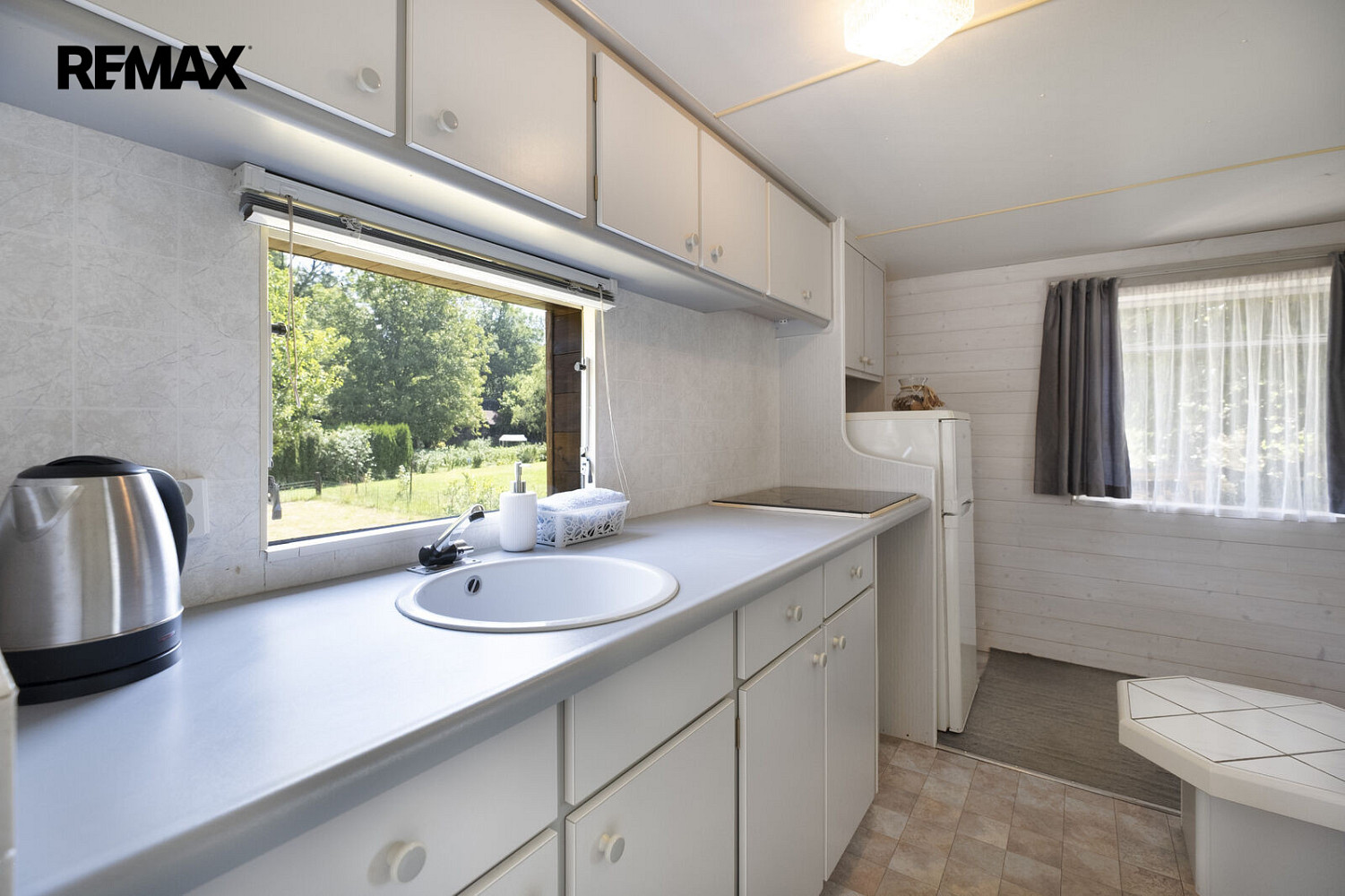 Prodej chaty/chalupy 15 m² s pozemkem 381 m² – fotografie 4